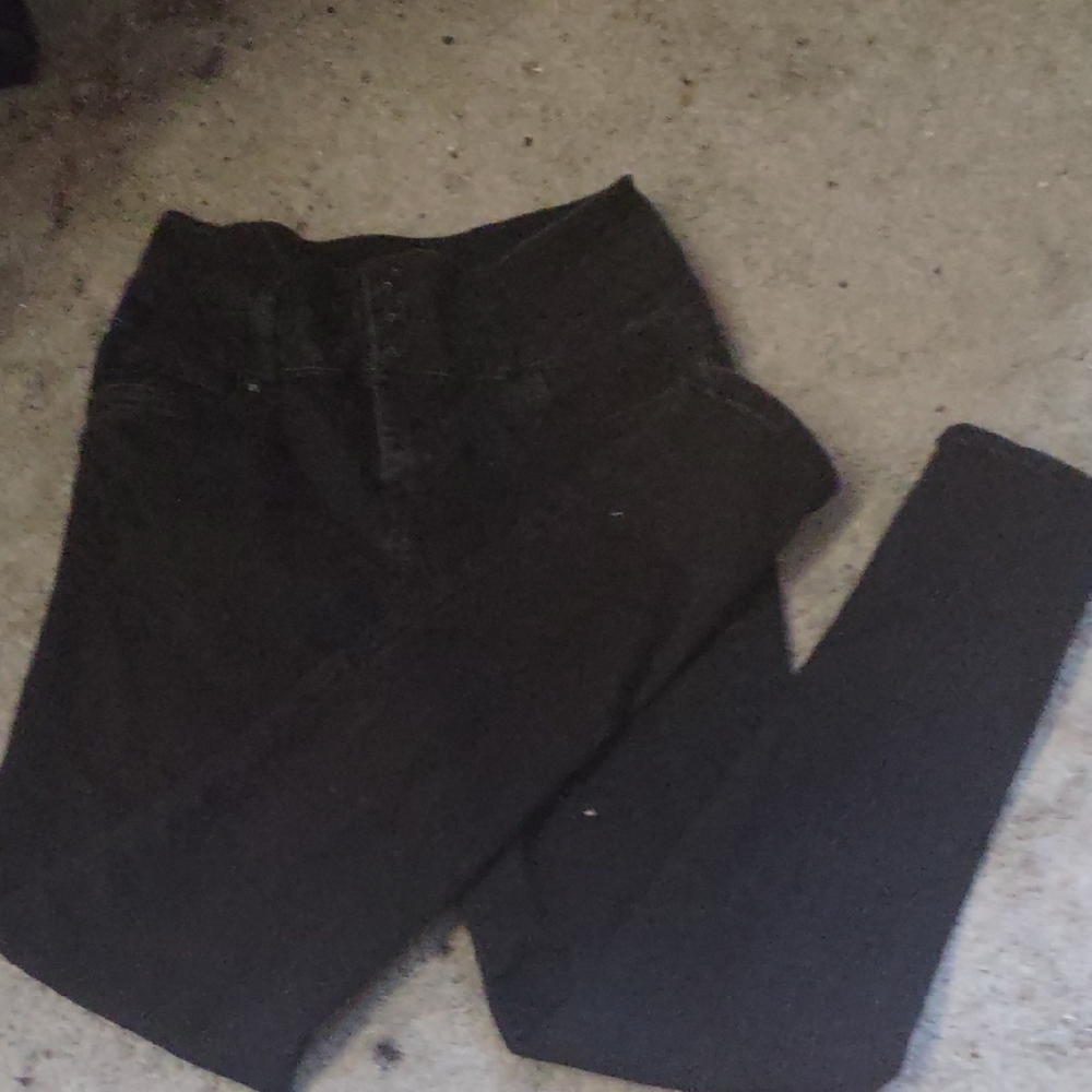 Black High-Waisted Jeans
